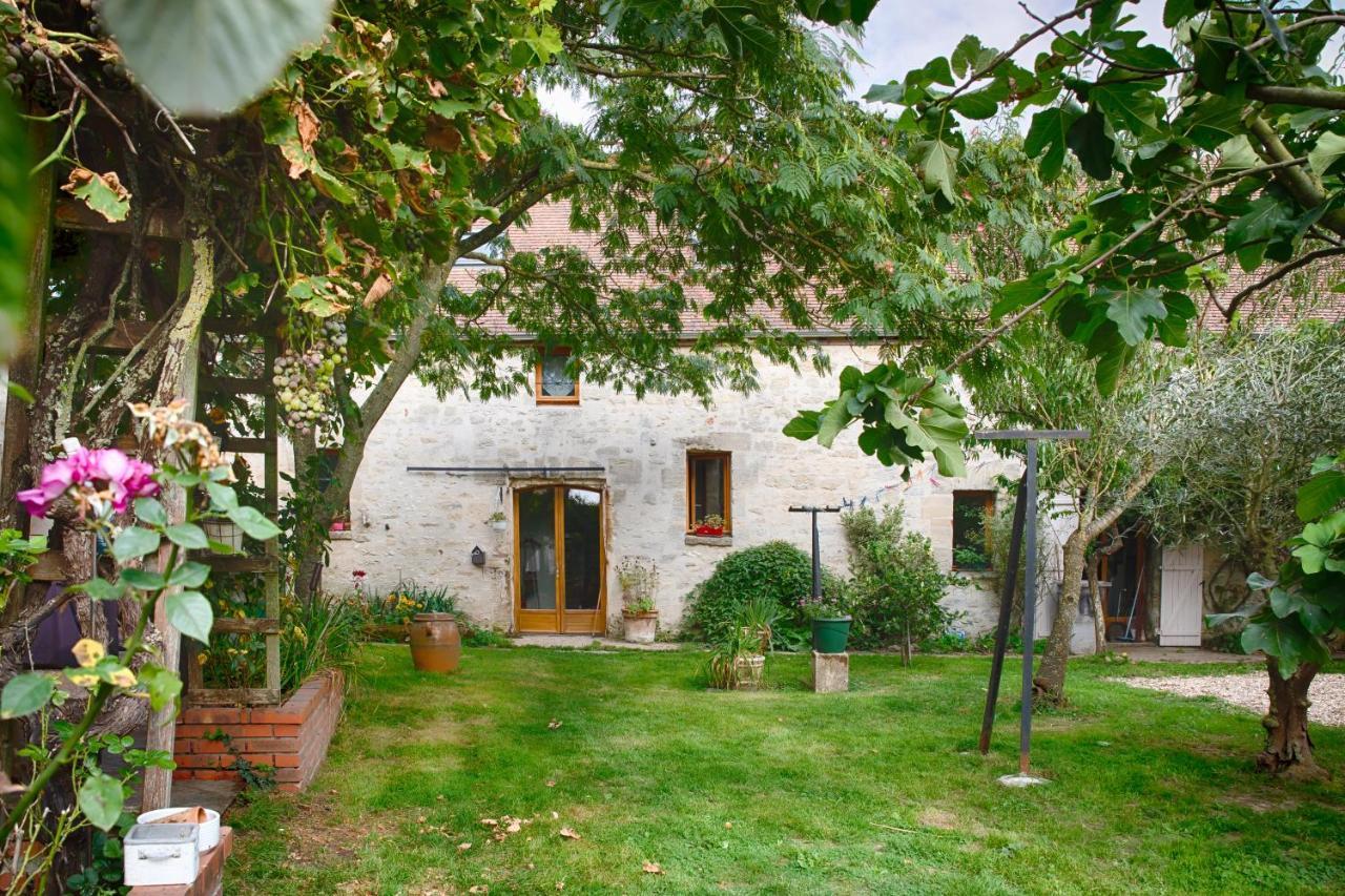 La Ferme Des Nonains Apartment Montjavoult Ngoại thất bức ảnh