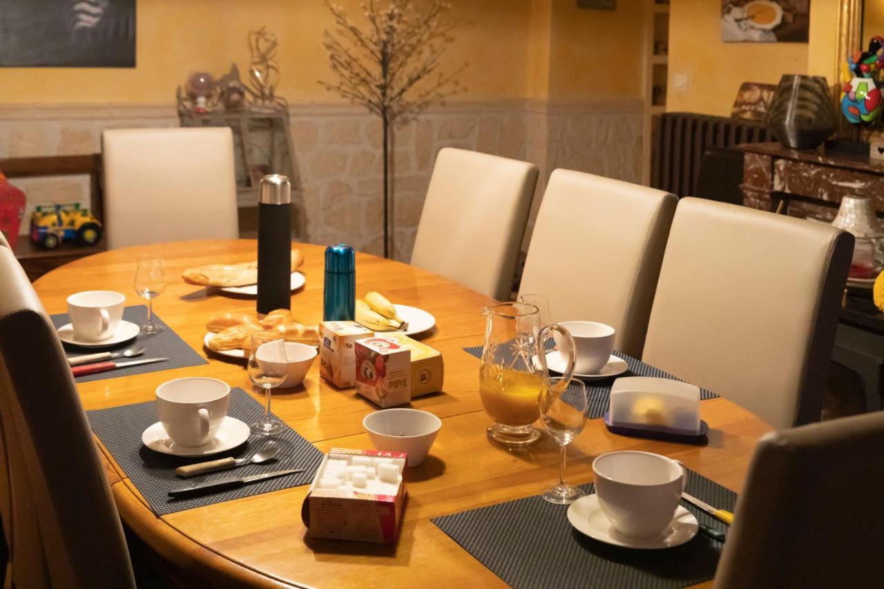 La Ferme Des Nonains Apartment Montjavoult Ngoại thất bức ảnh